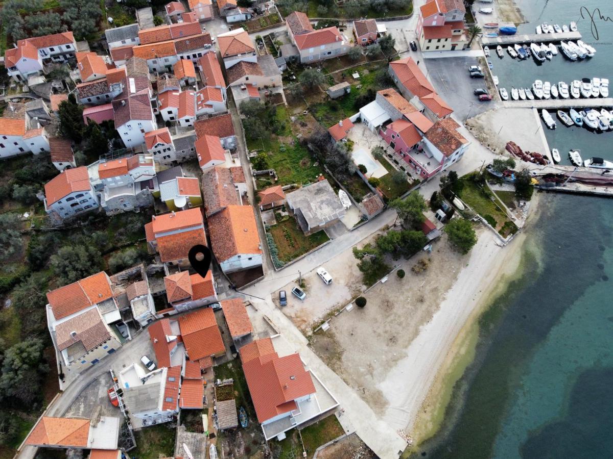 Jm-Sutomiscica-Holiday House On The Beach Exterior foto